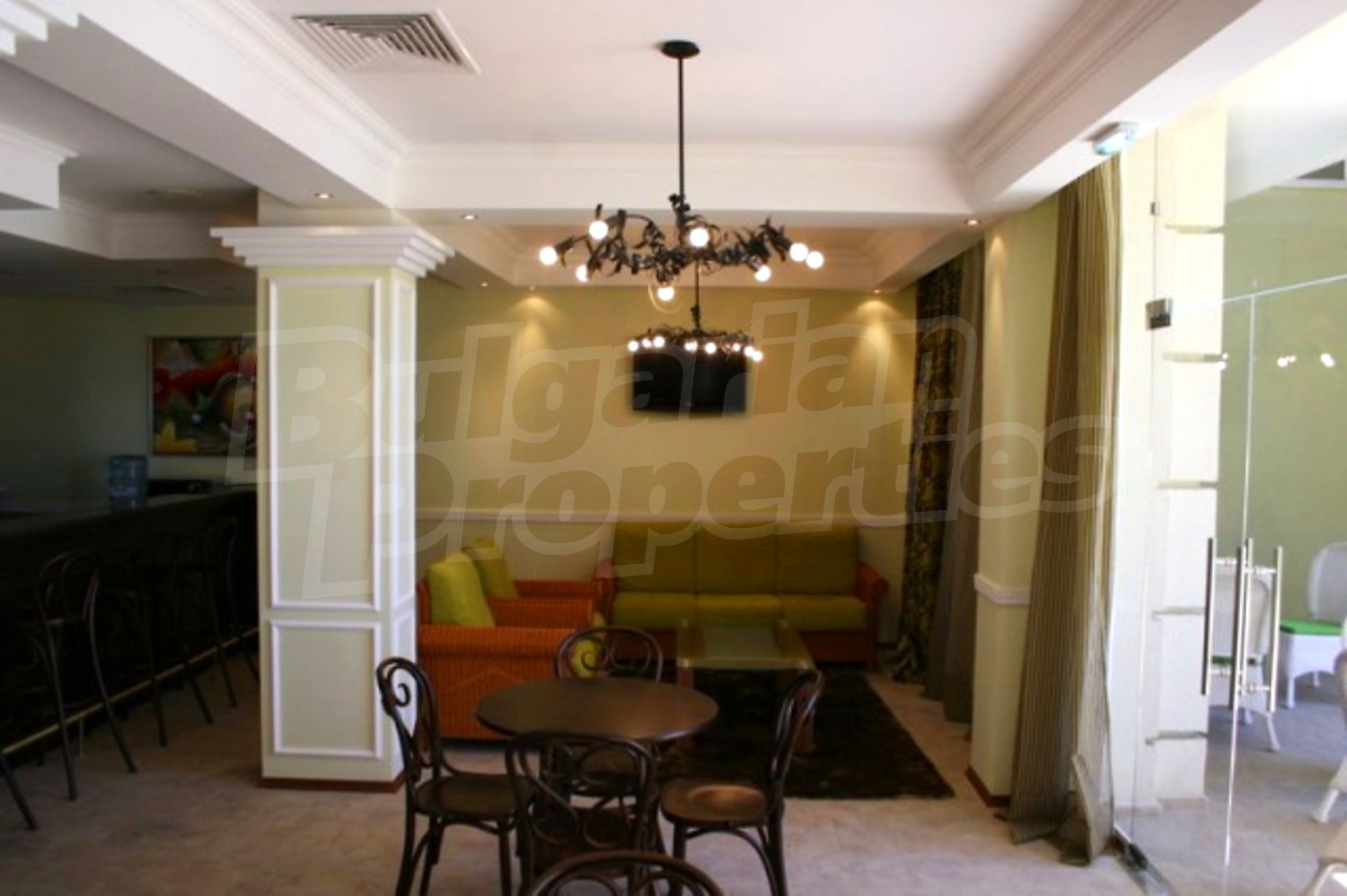 Gallery Picture 17