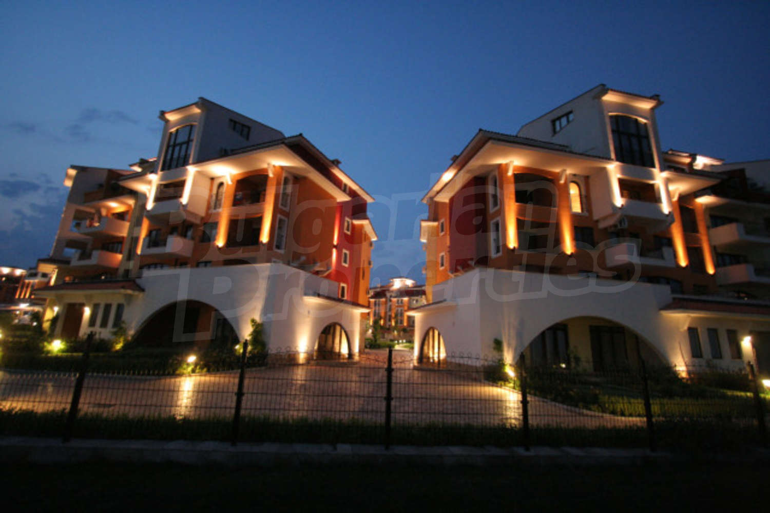 Gallery Picture 24