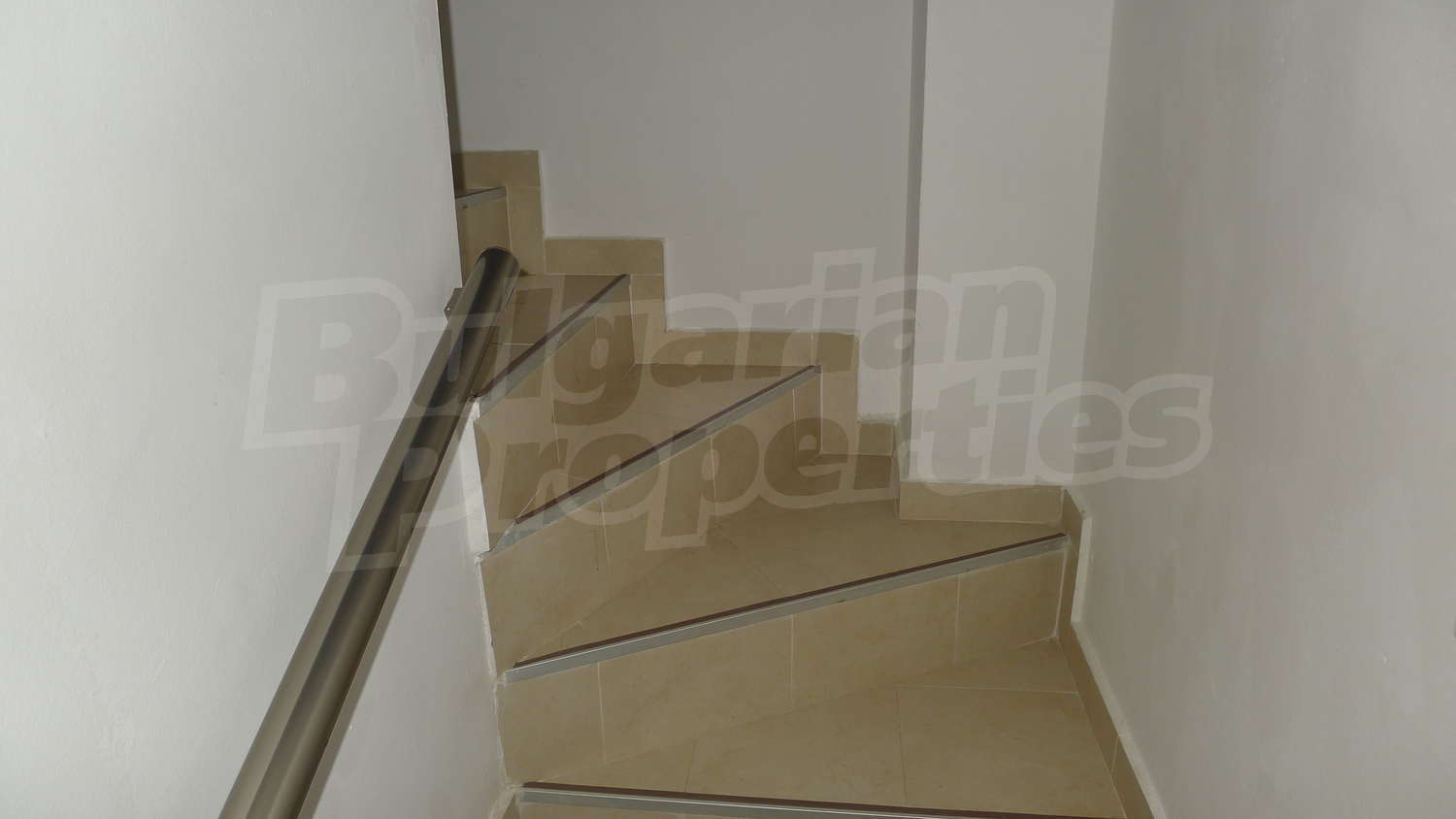 Gallery Picture 12