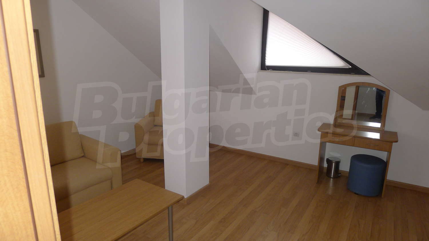 Gallery Picture 16