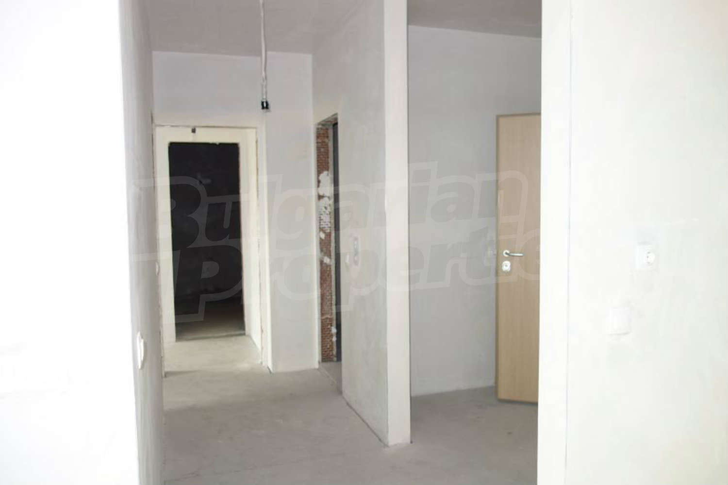 Gallery Picture 10