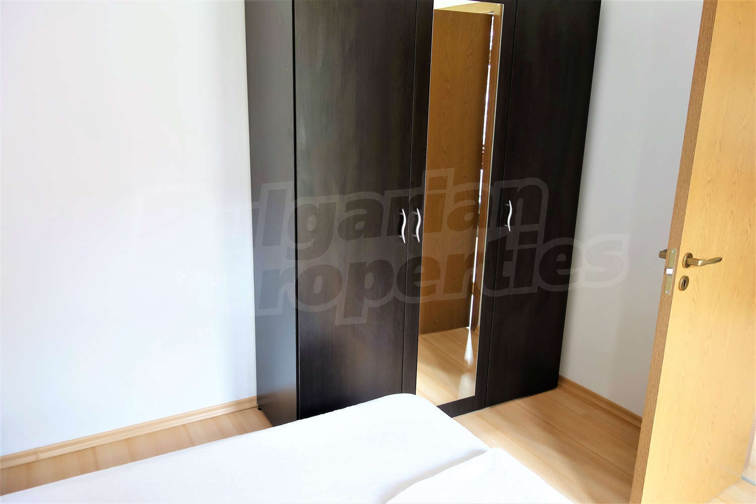 Gallery Picture 9