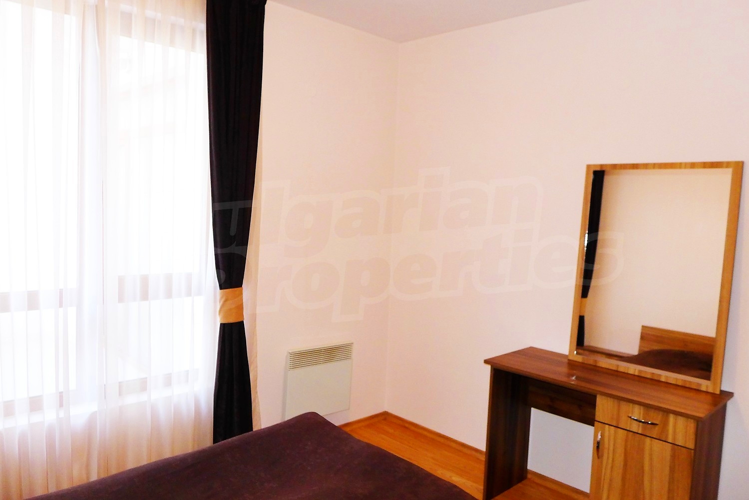 Gallery Picture 10