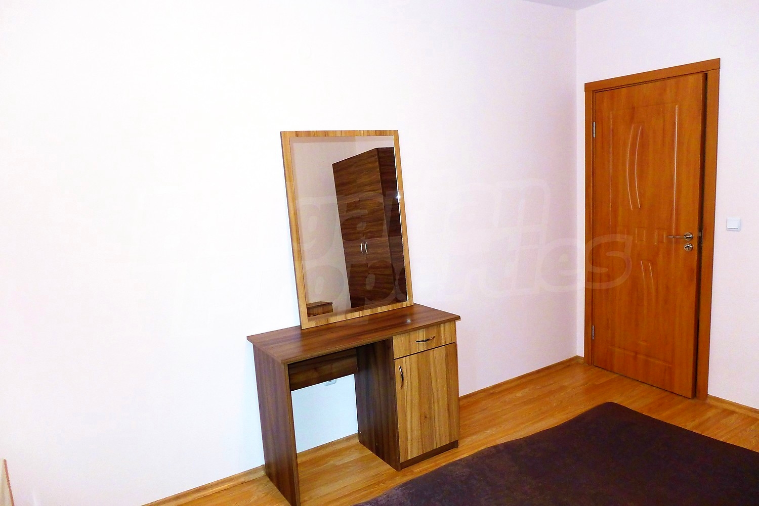 Gallery Picture 9