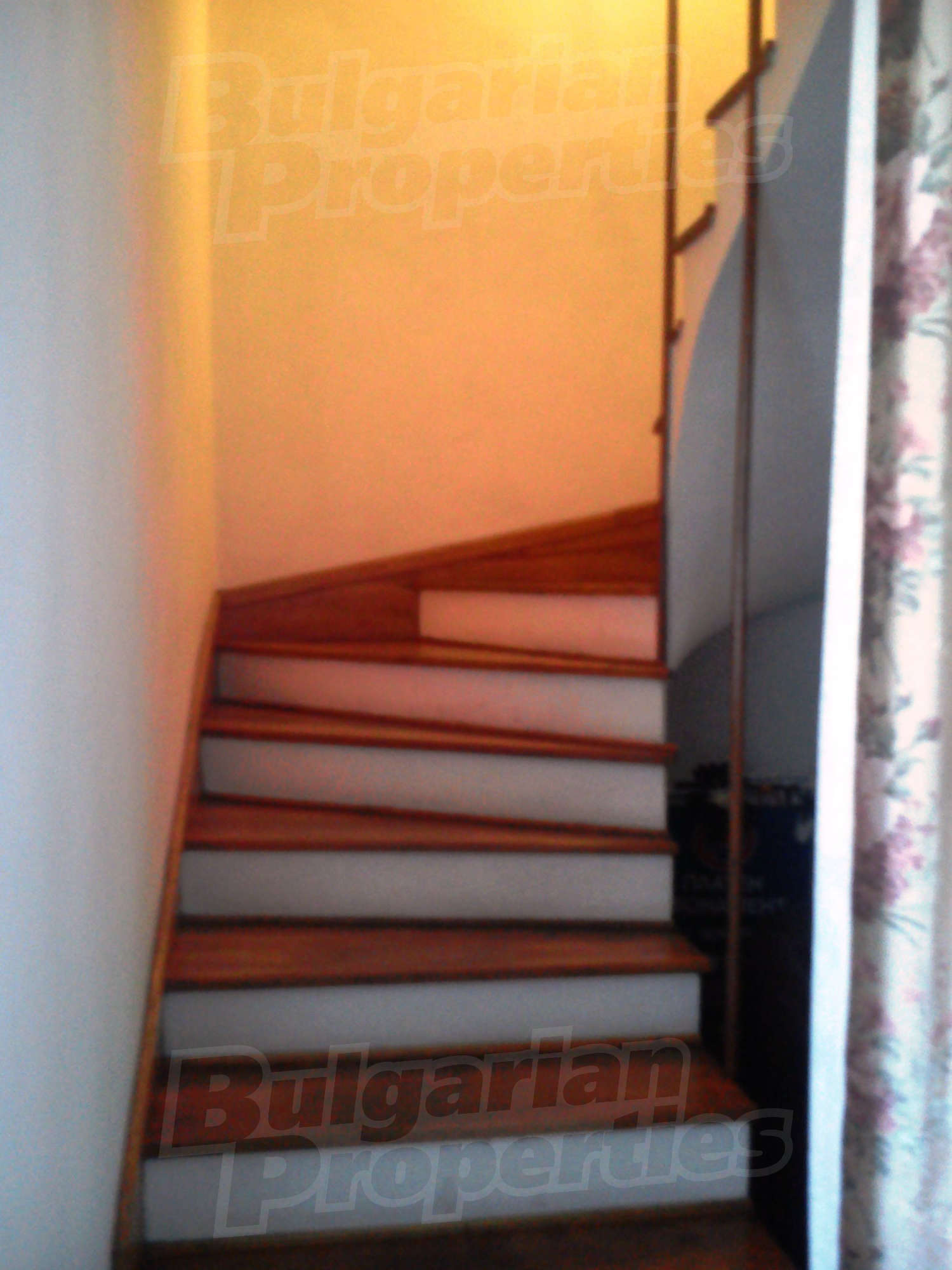 Gallery Picture 9