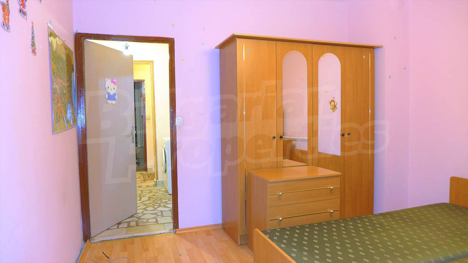 Gallery Picture 16