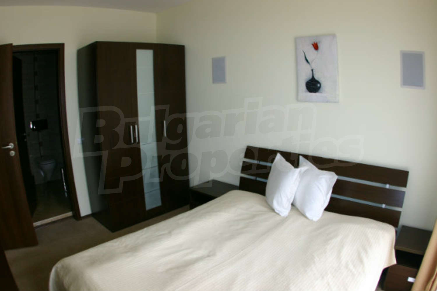Gallery Picture 10