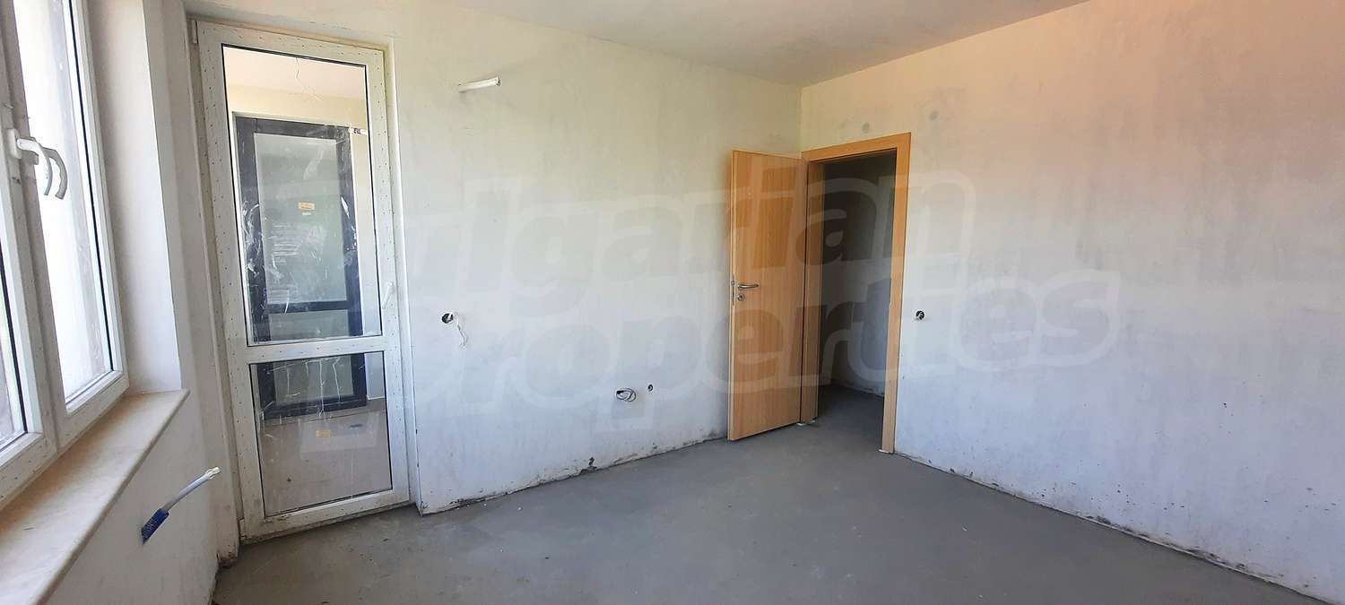 Gallery Picture 10
