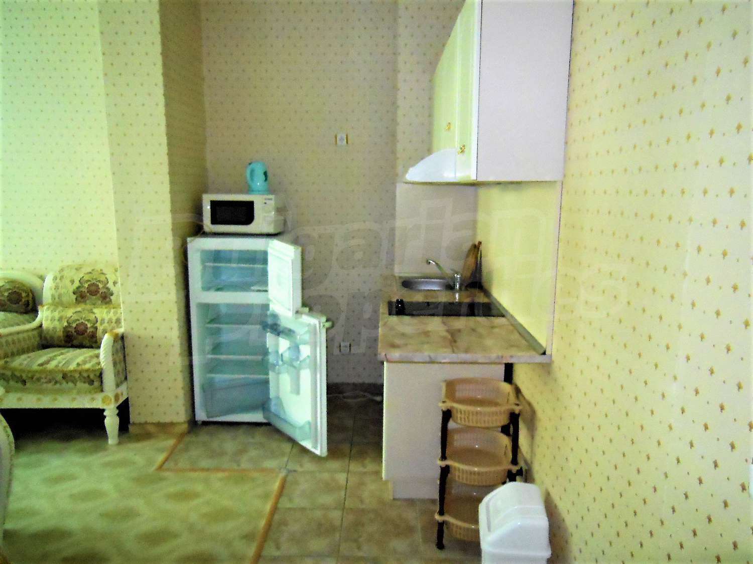Gallery Picture 8