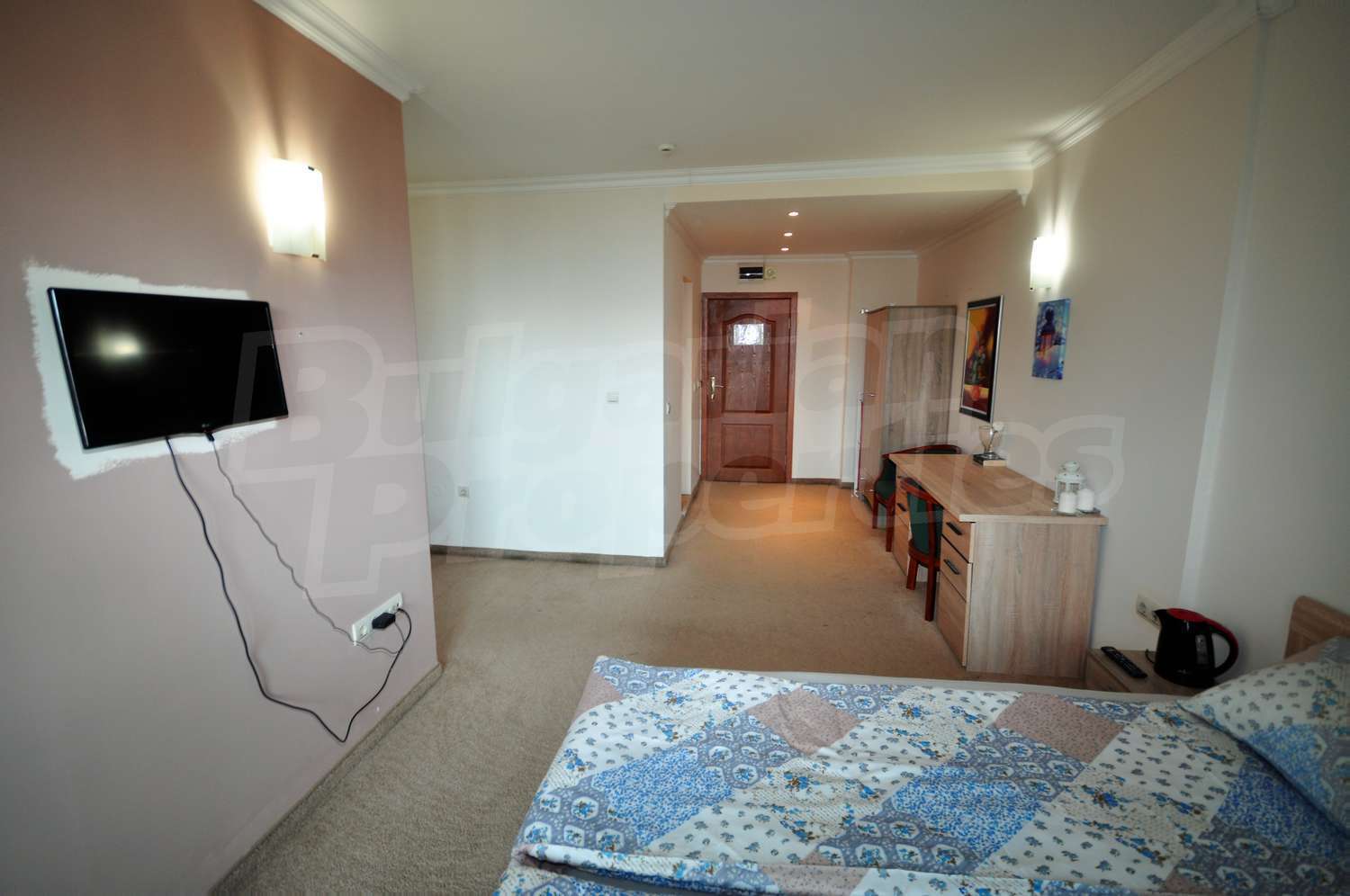 Gallery Picture 8