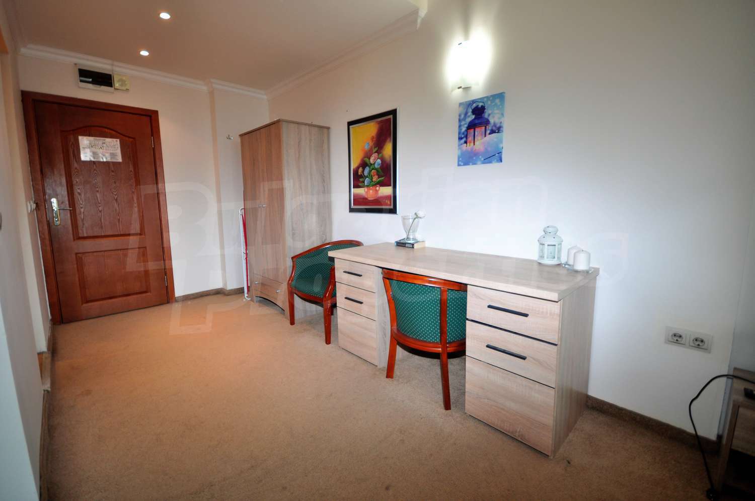 Gallery Picture 10