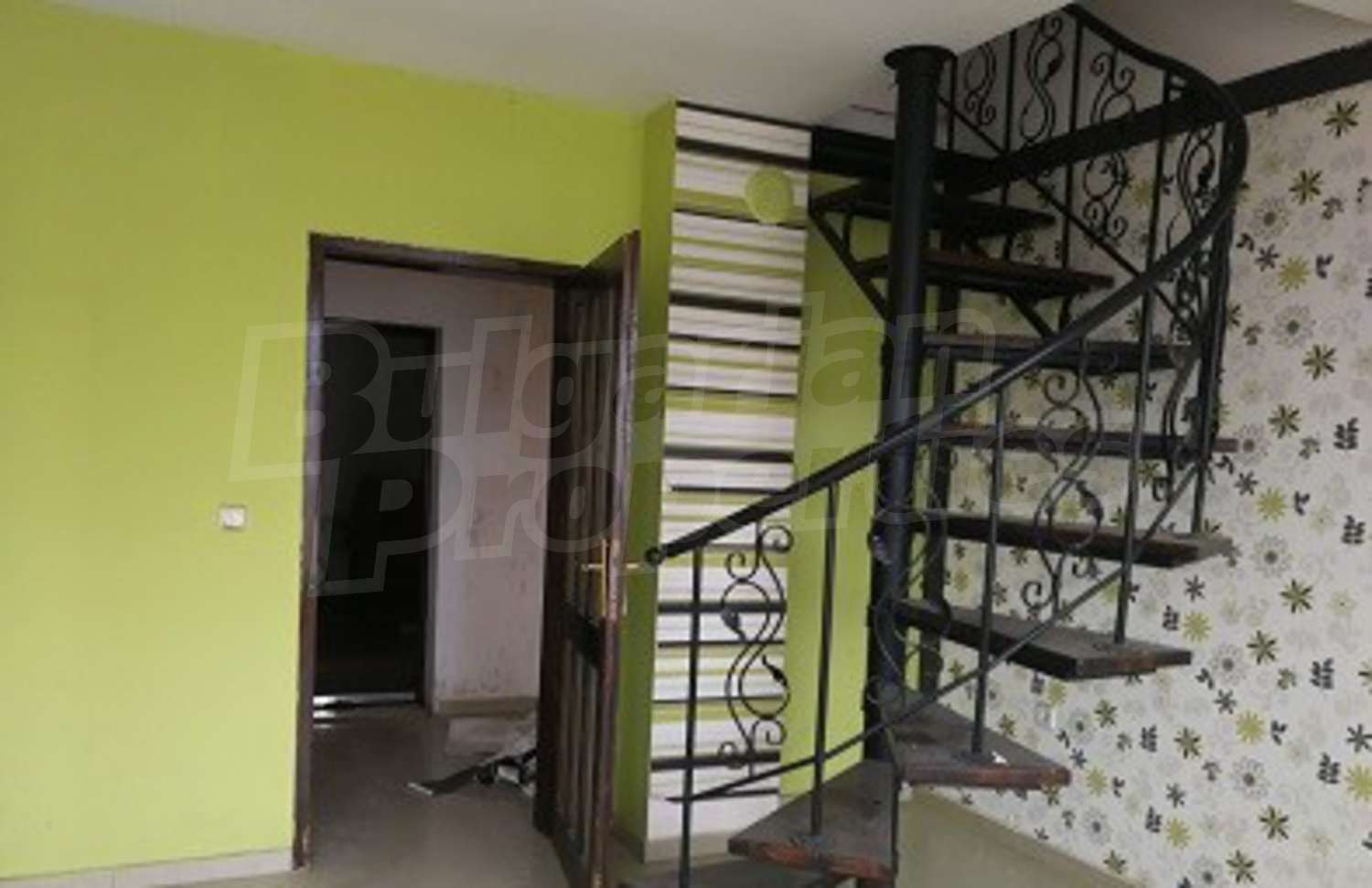 Gallery Picture 6