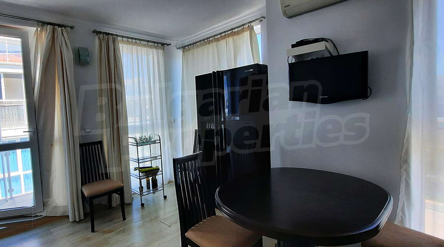 Gallery Picture 6