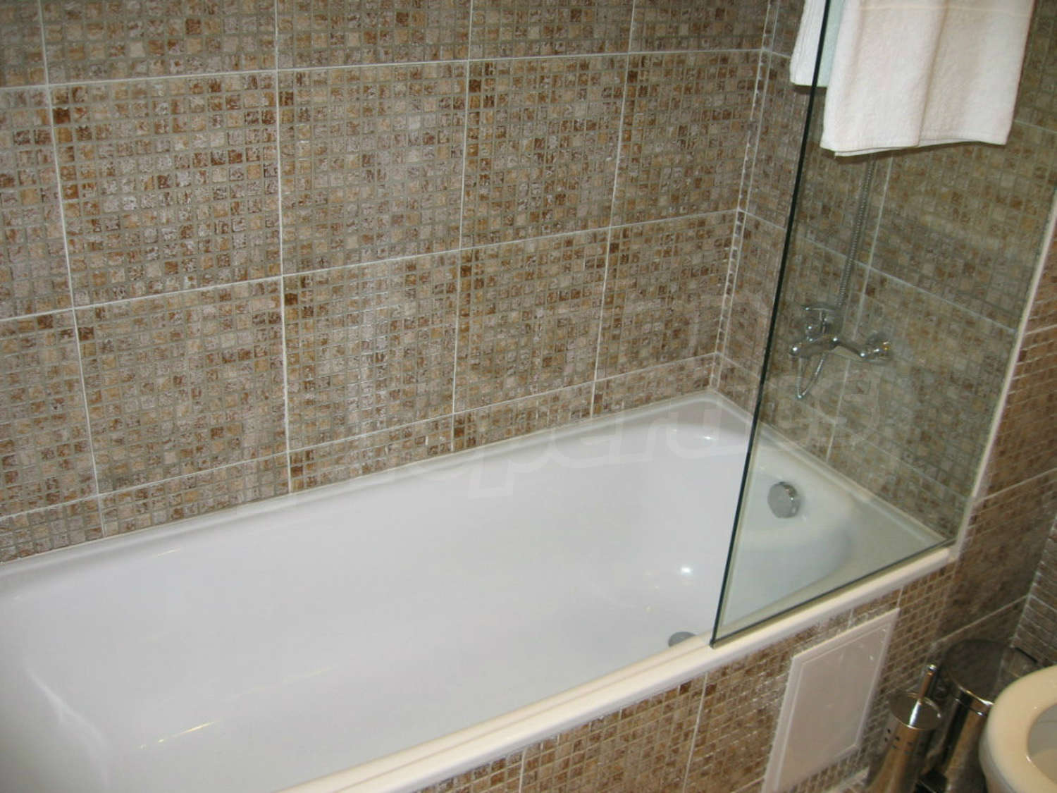 Gallery Picture 13