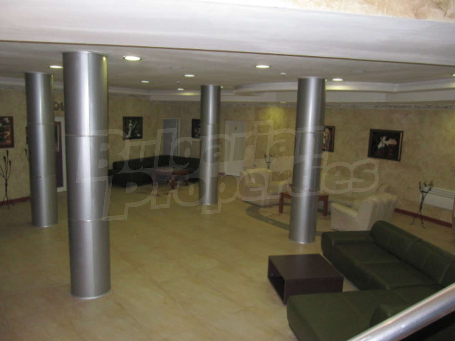 Gallery Picture 15