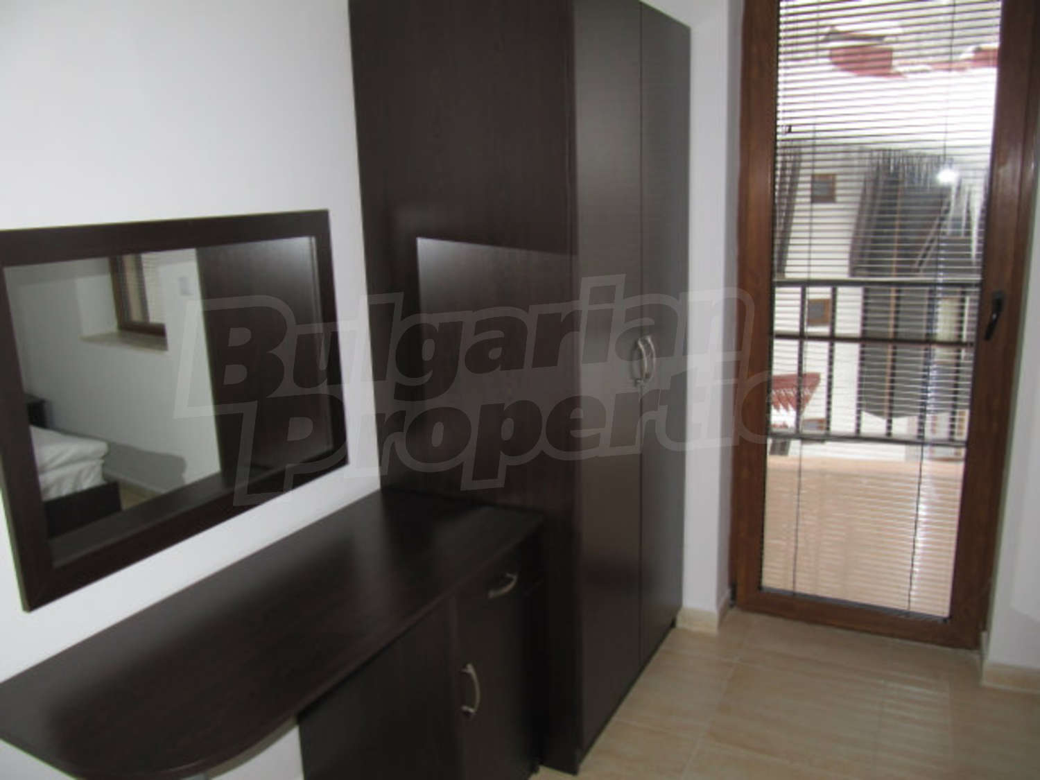 Gallery Picture 9