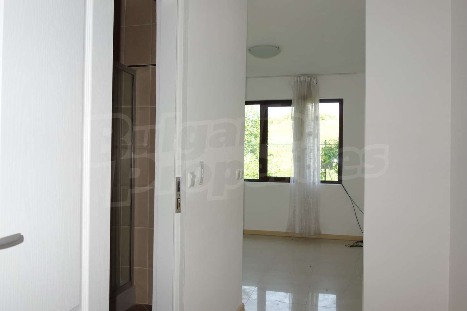 Gallery Picture 7