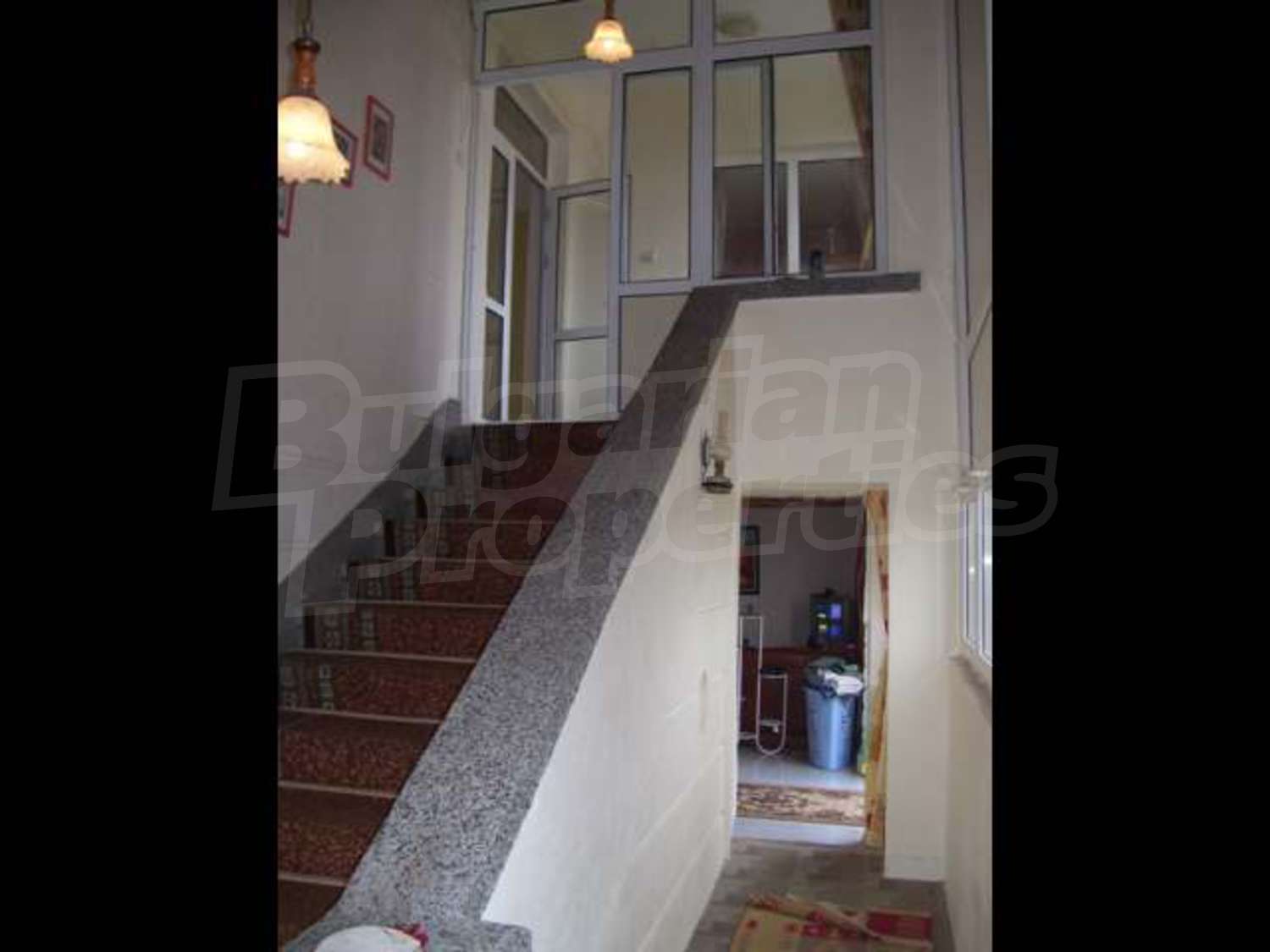 Gallery Picture 12