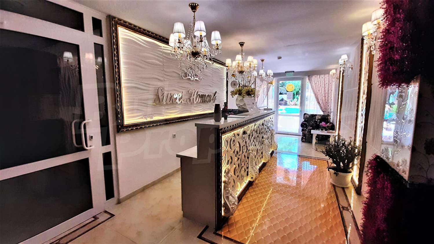 Gallery Picture 15
