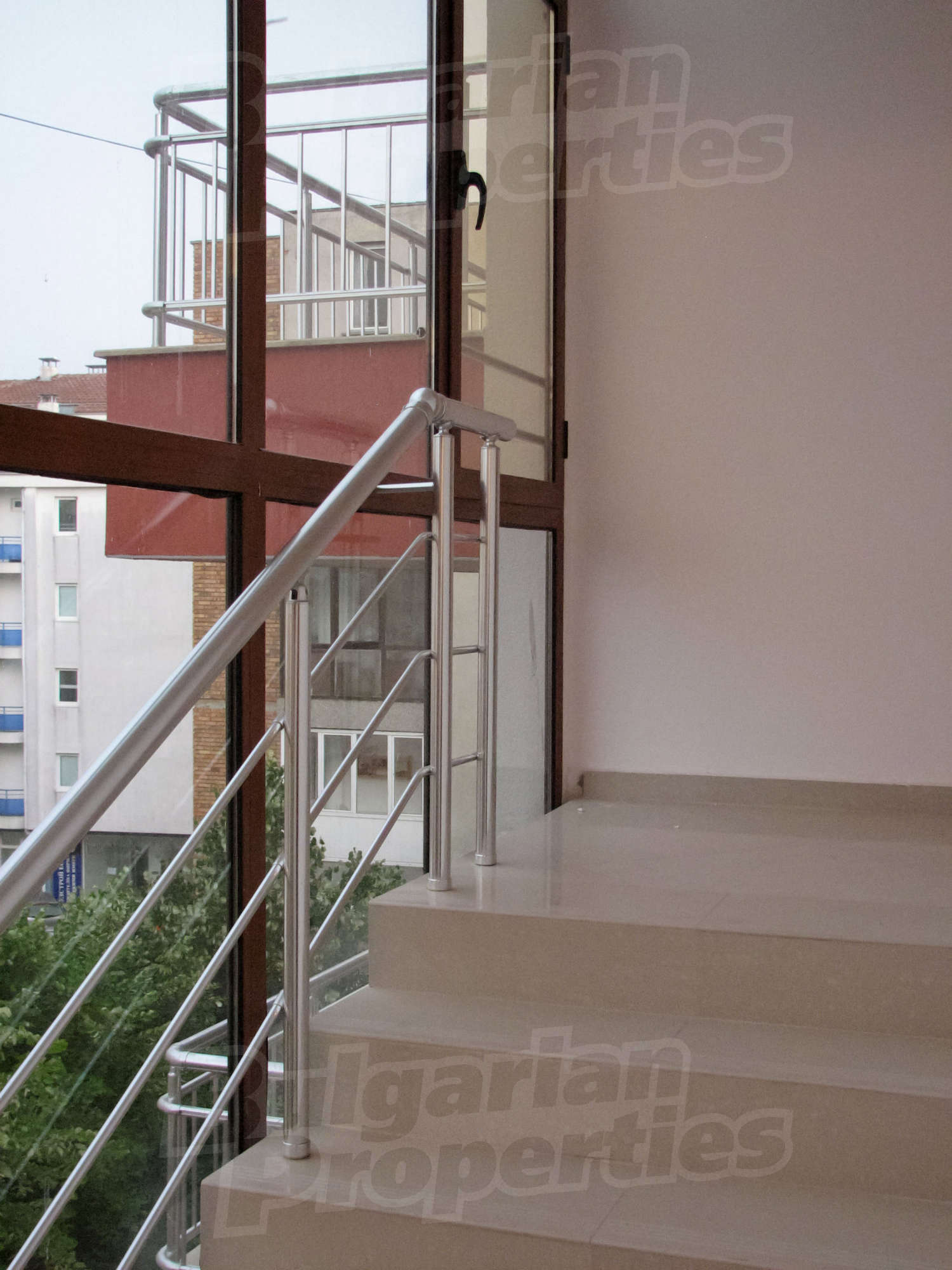 Gallery Picture 7