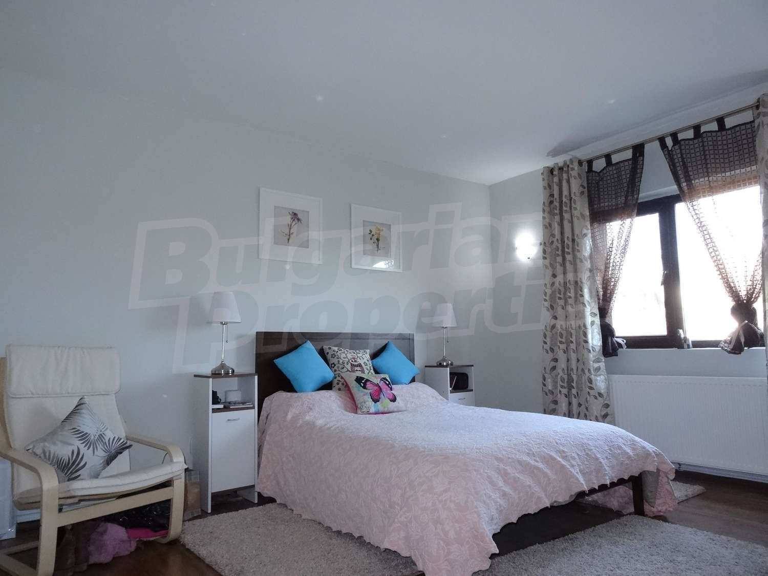 Gallery Picture 11