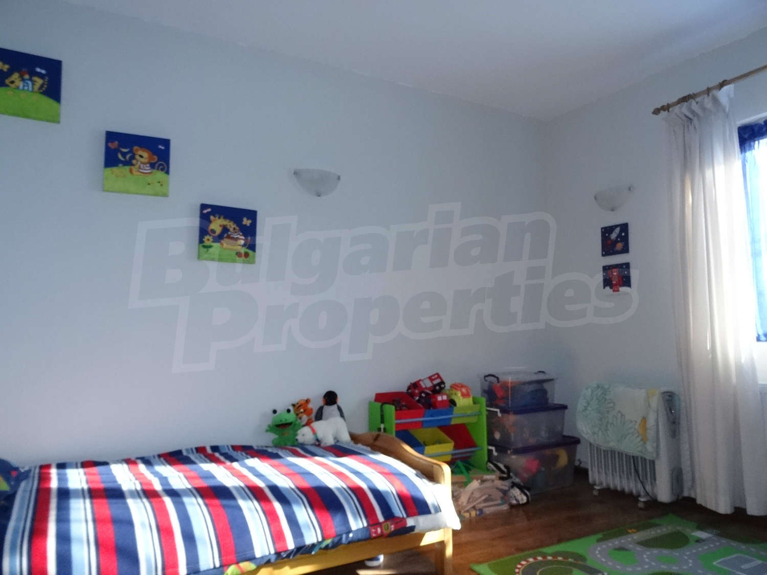 Gallery Picture 13