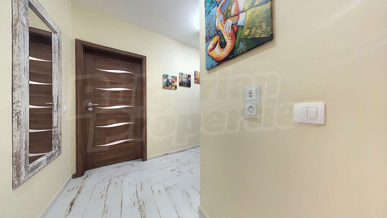 Gallery Picture 9