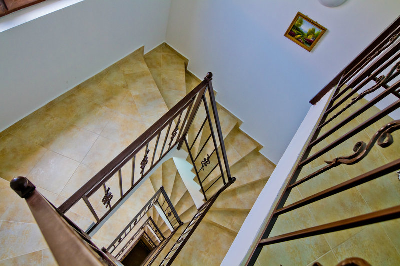 Gallery Picture 15