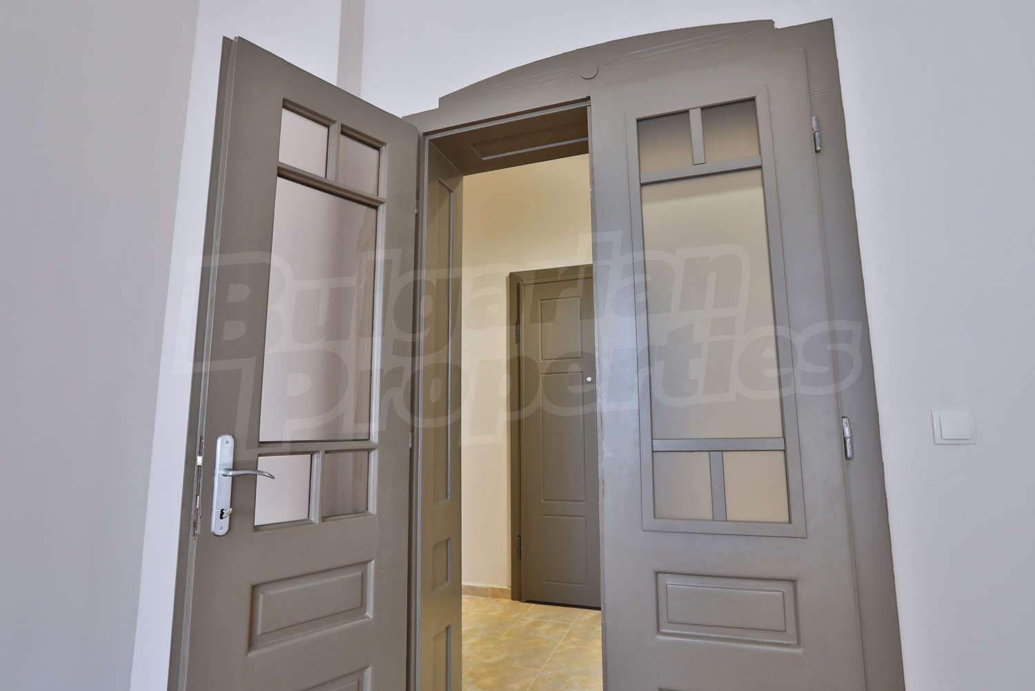 Gallery Picture 13