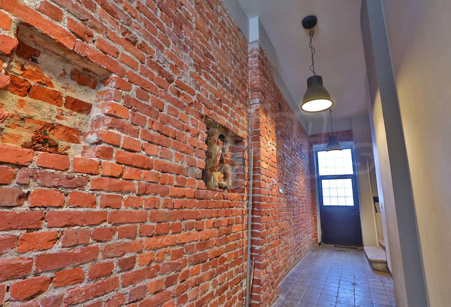 Gallery Picture 21