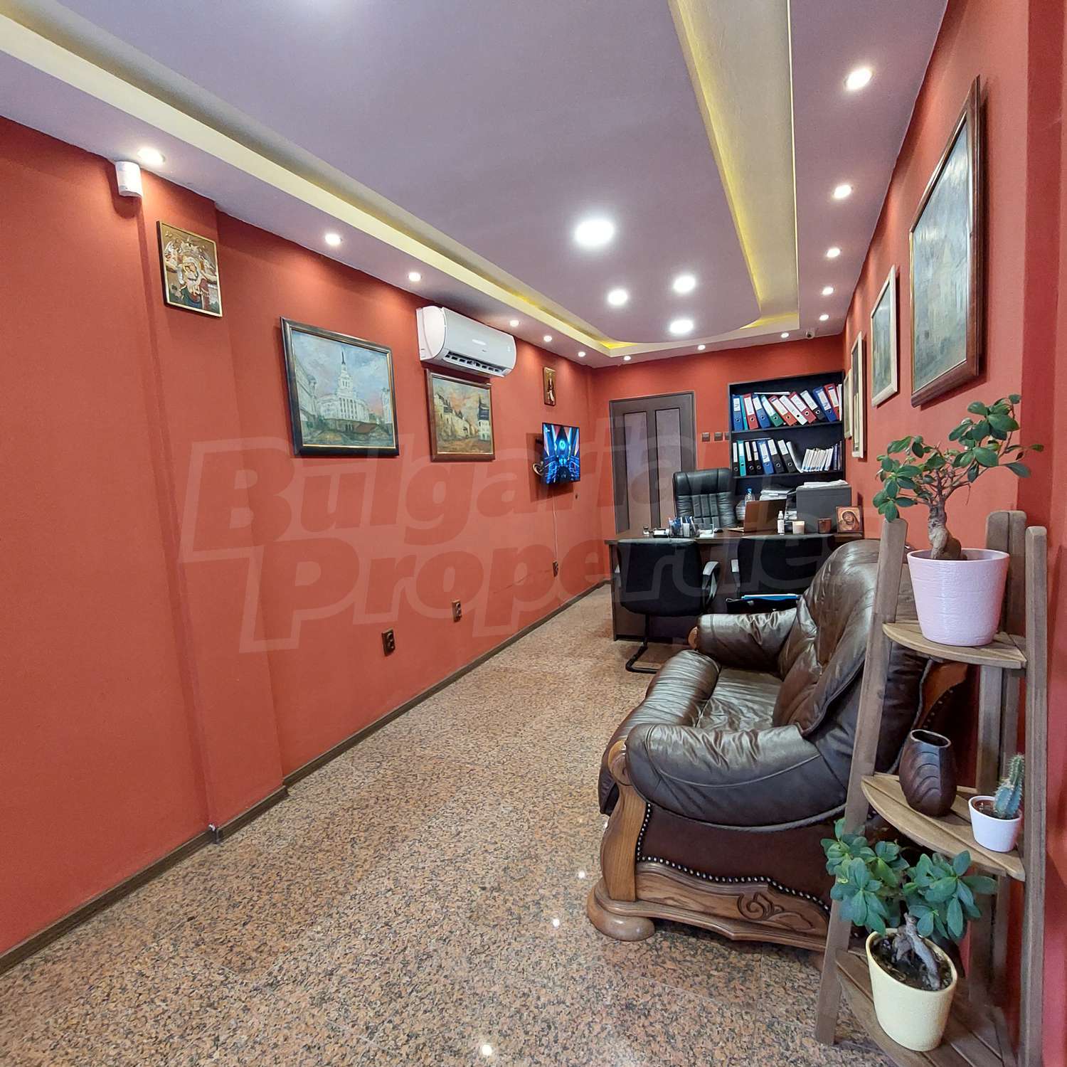 Gallery Picture 4