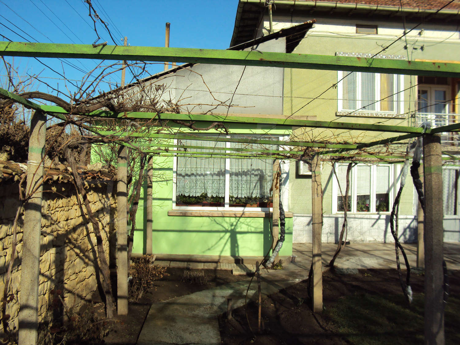 Gallery Picture 16