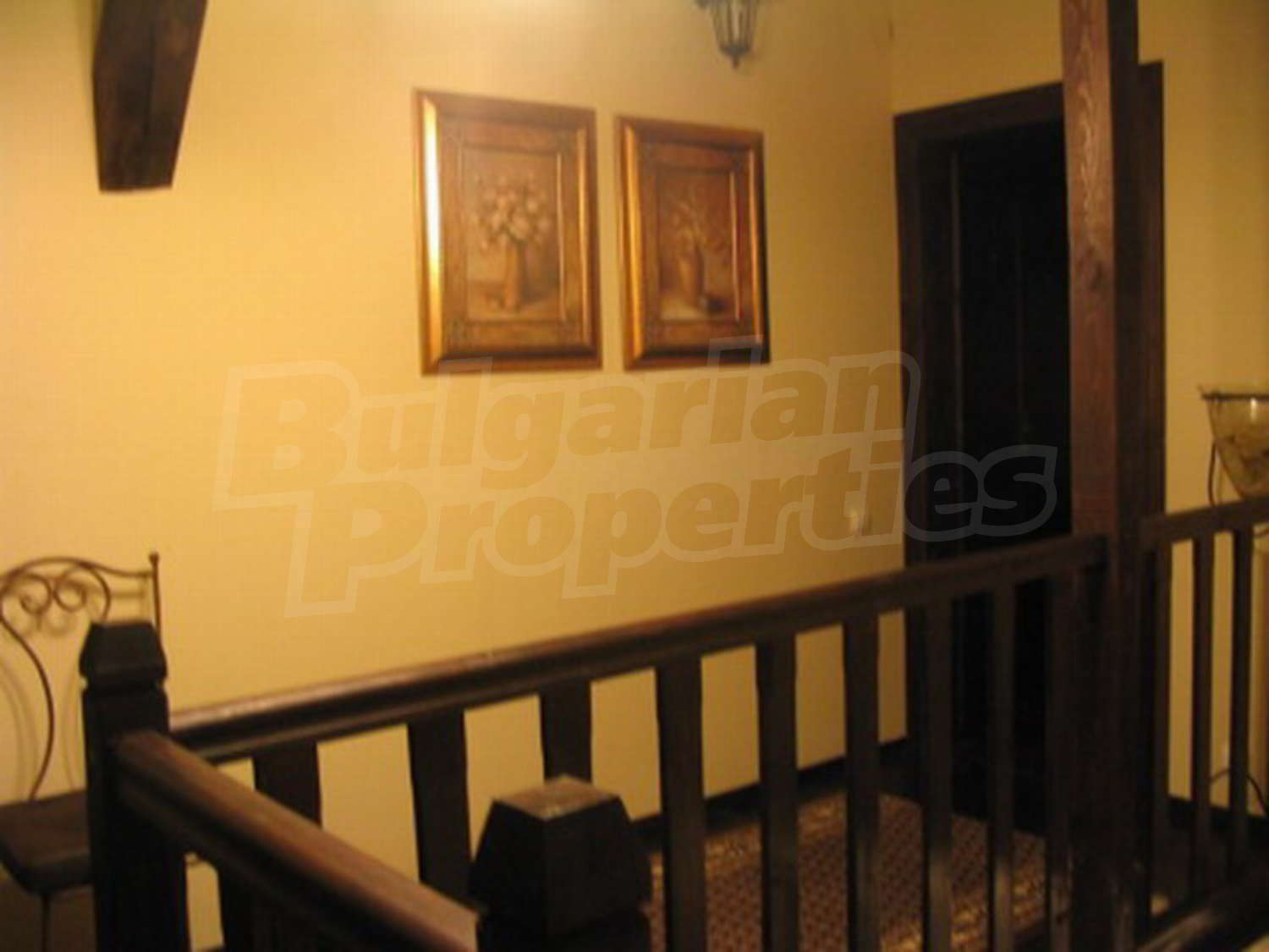 Gallery Picture 11