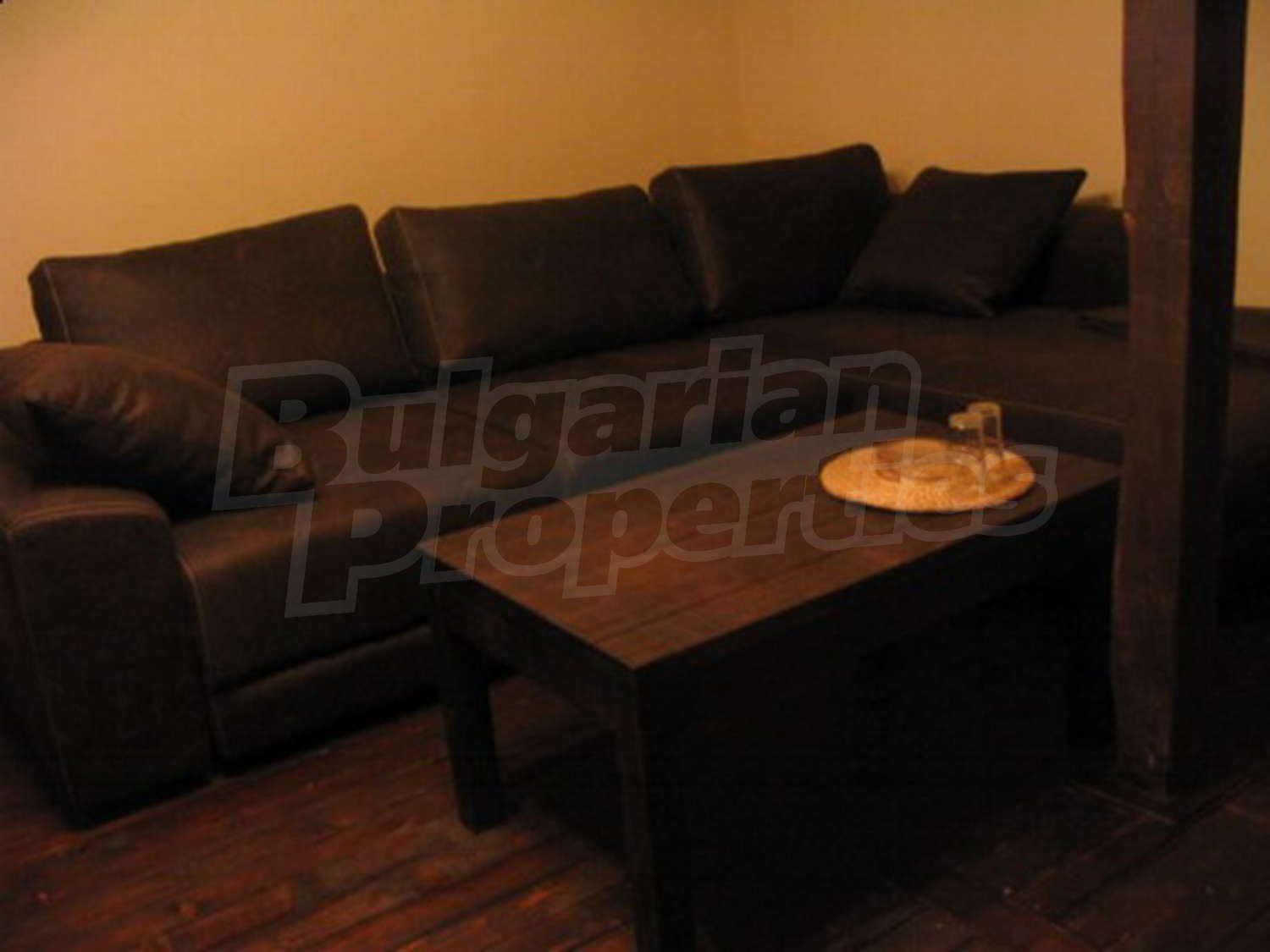 Gallery Picture 12