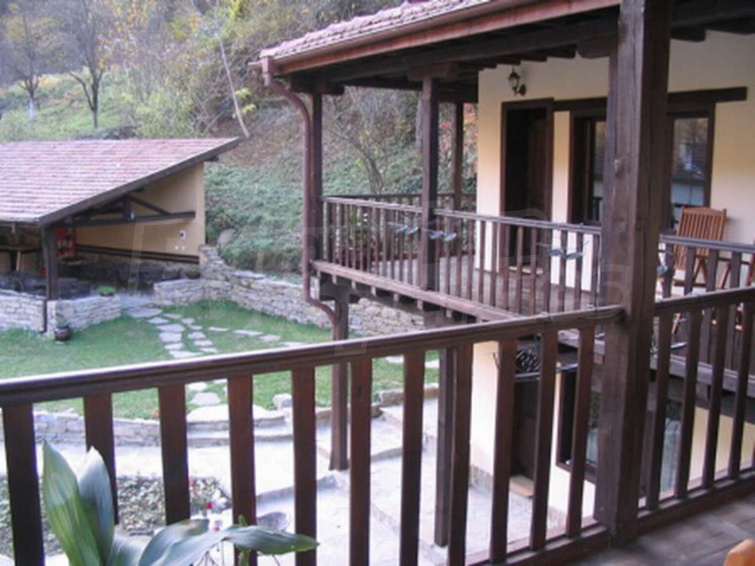 Gallery Picture 6