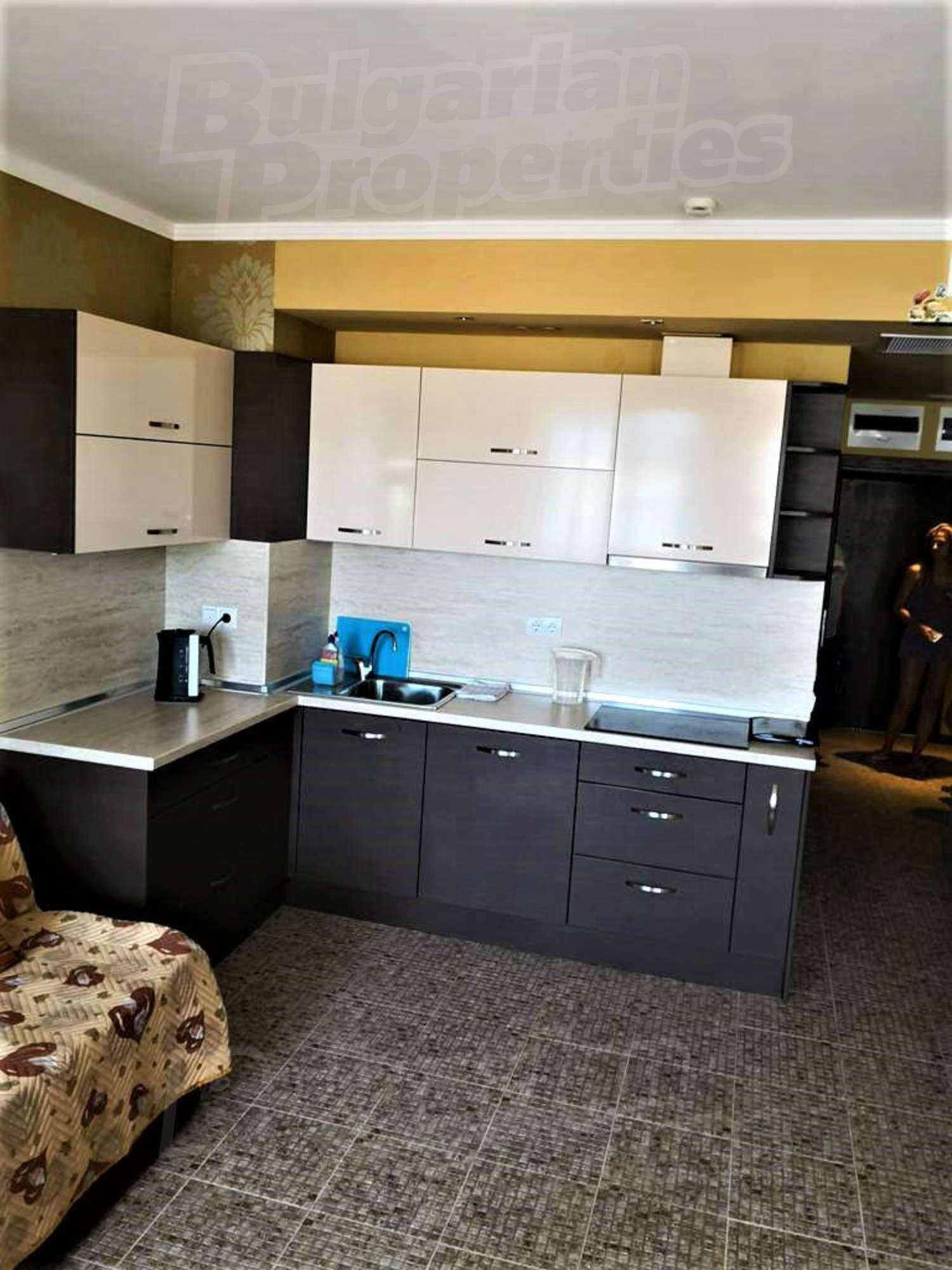 Gallery Picture 8