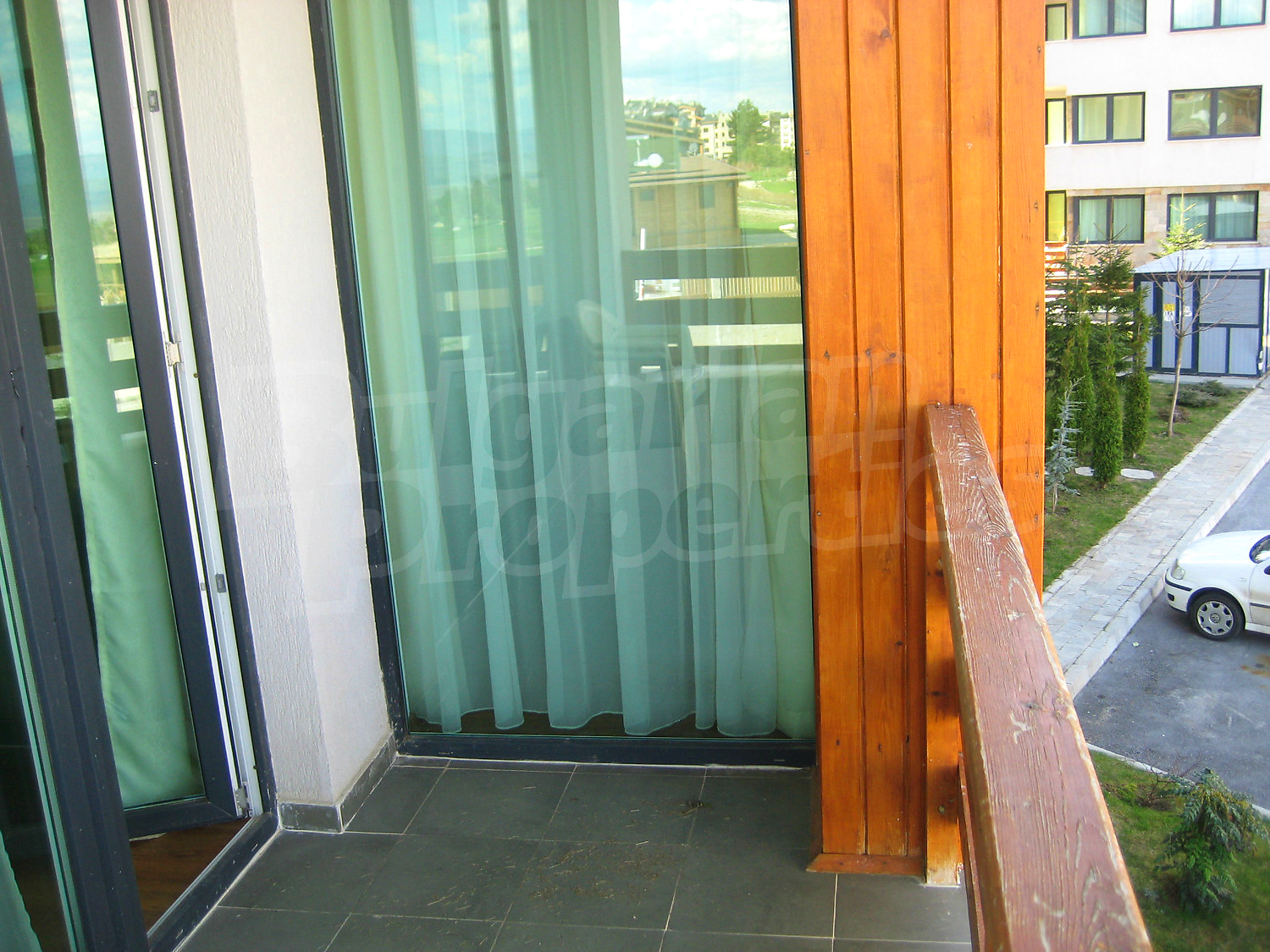 Gallery Picture 15