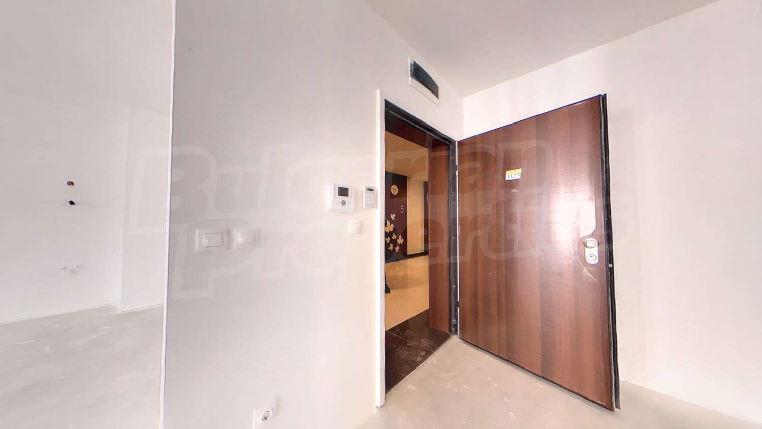 Gallery Picture 11