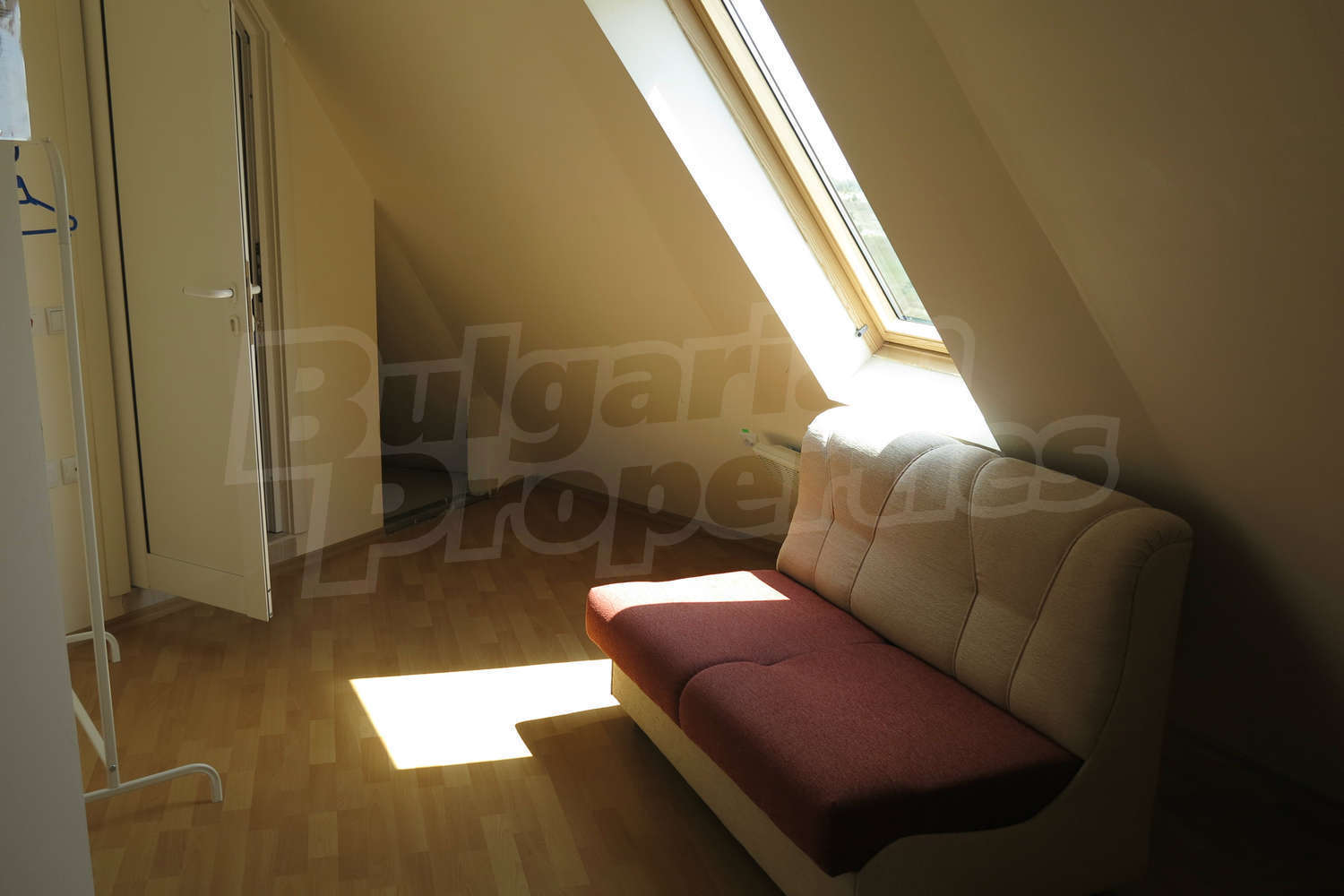 Gallery Picture 28