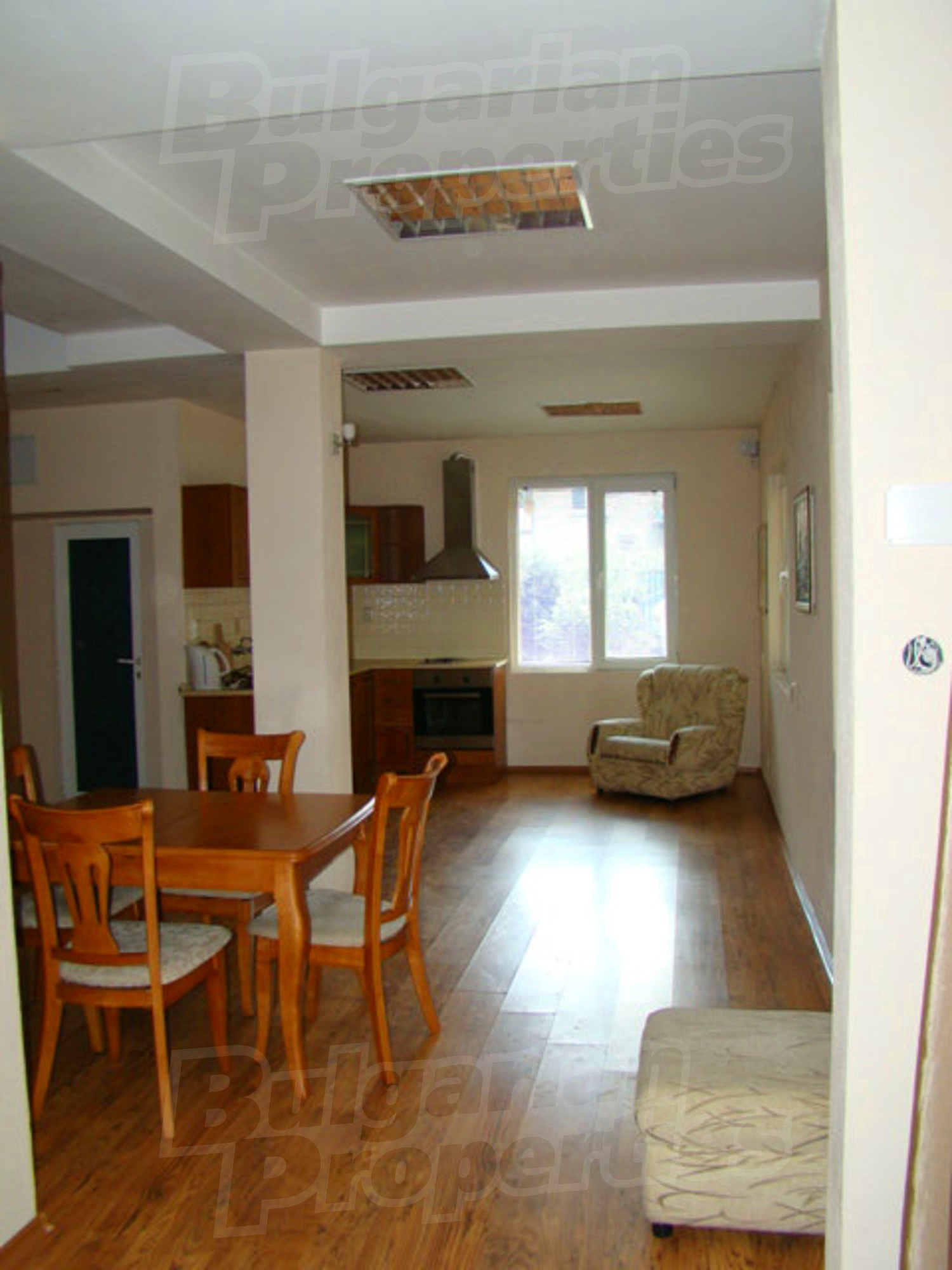 Gallery Picture 27