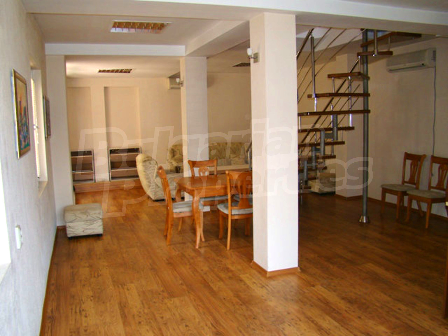 Gallery Picture 34