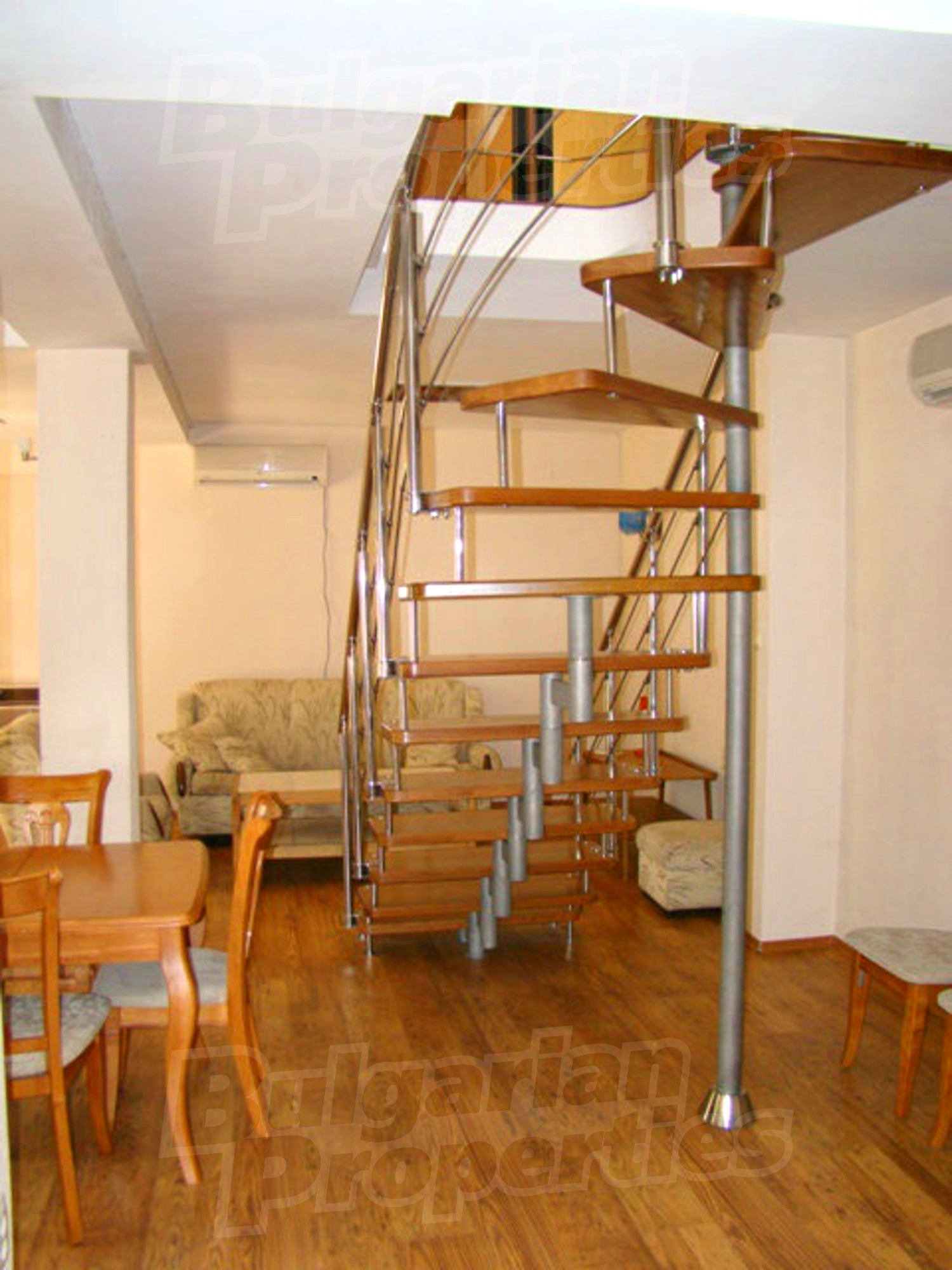 Gallery Picture 35