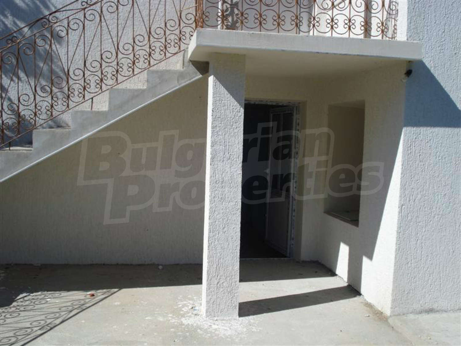 Gallery Picture 16