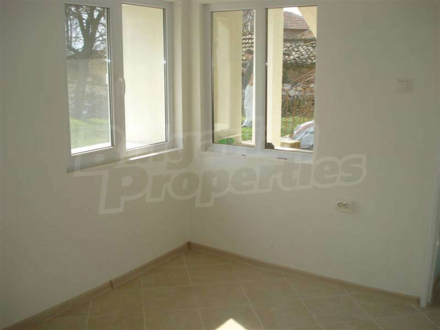Gallery Picture 27