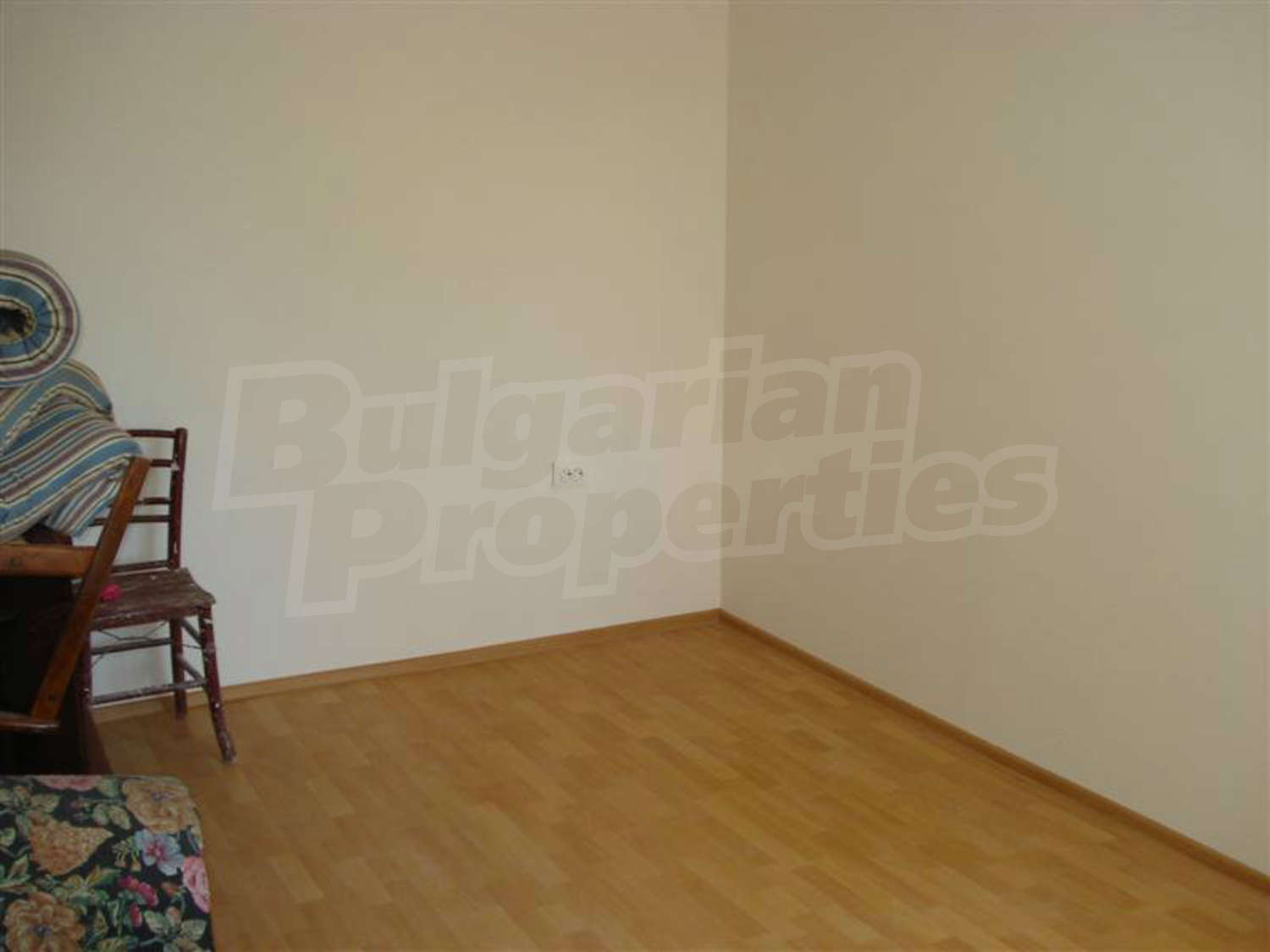 Gallery Picture 37
