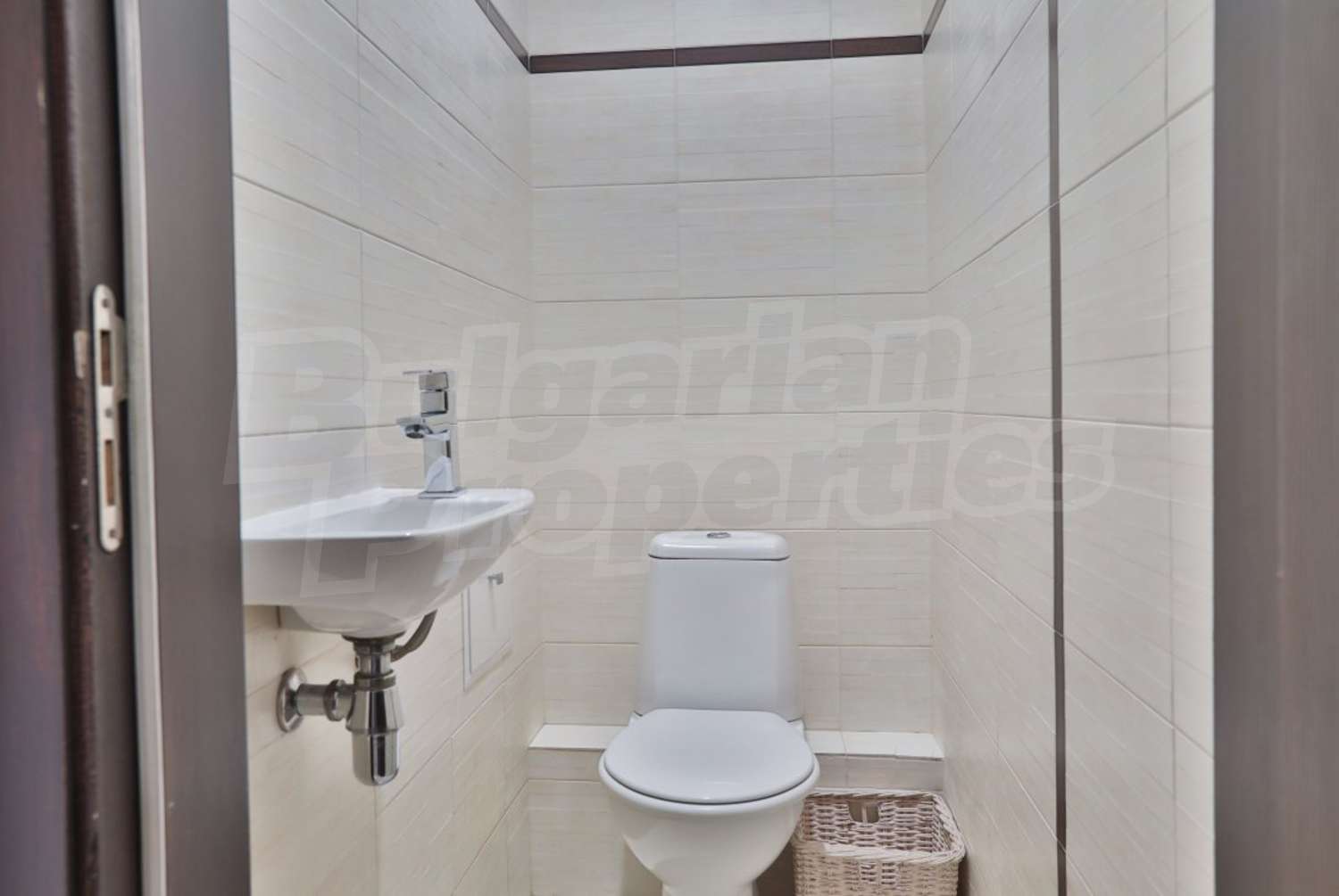Gallery Picture 19