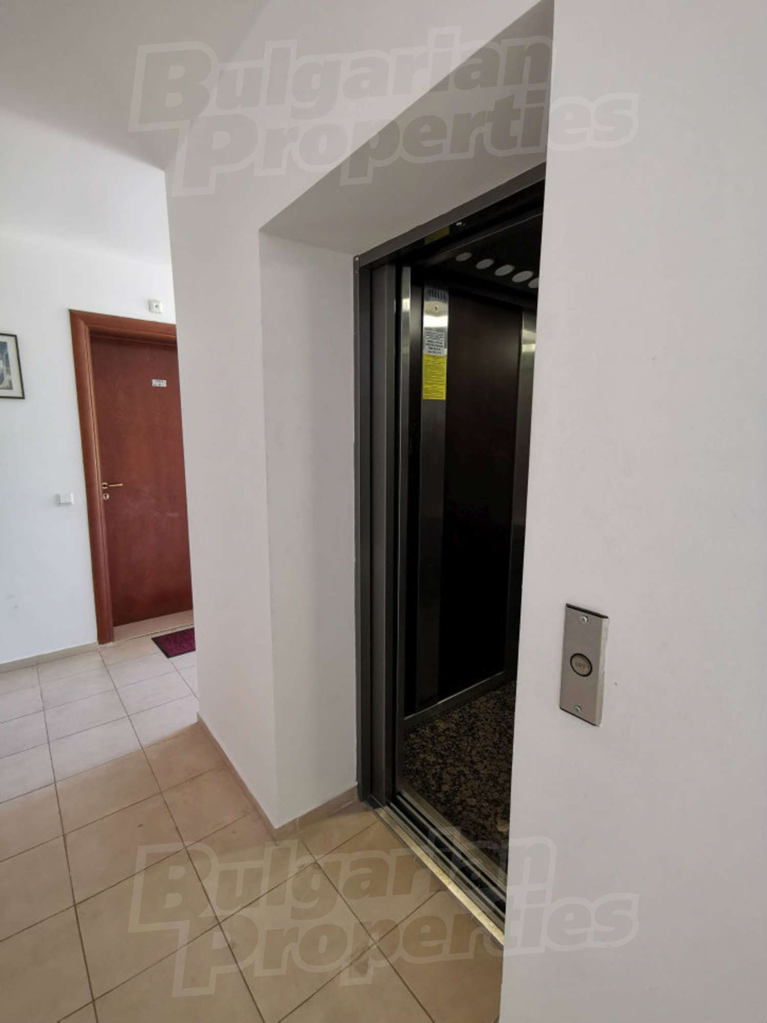 Gallery Picture 23