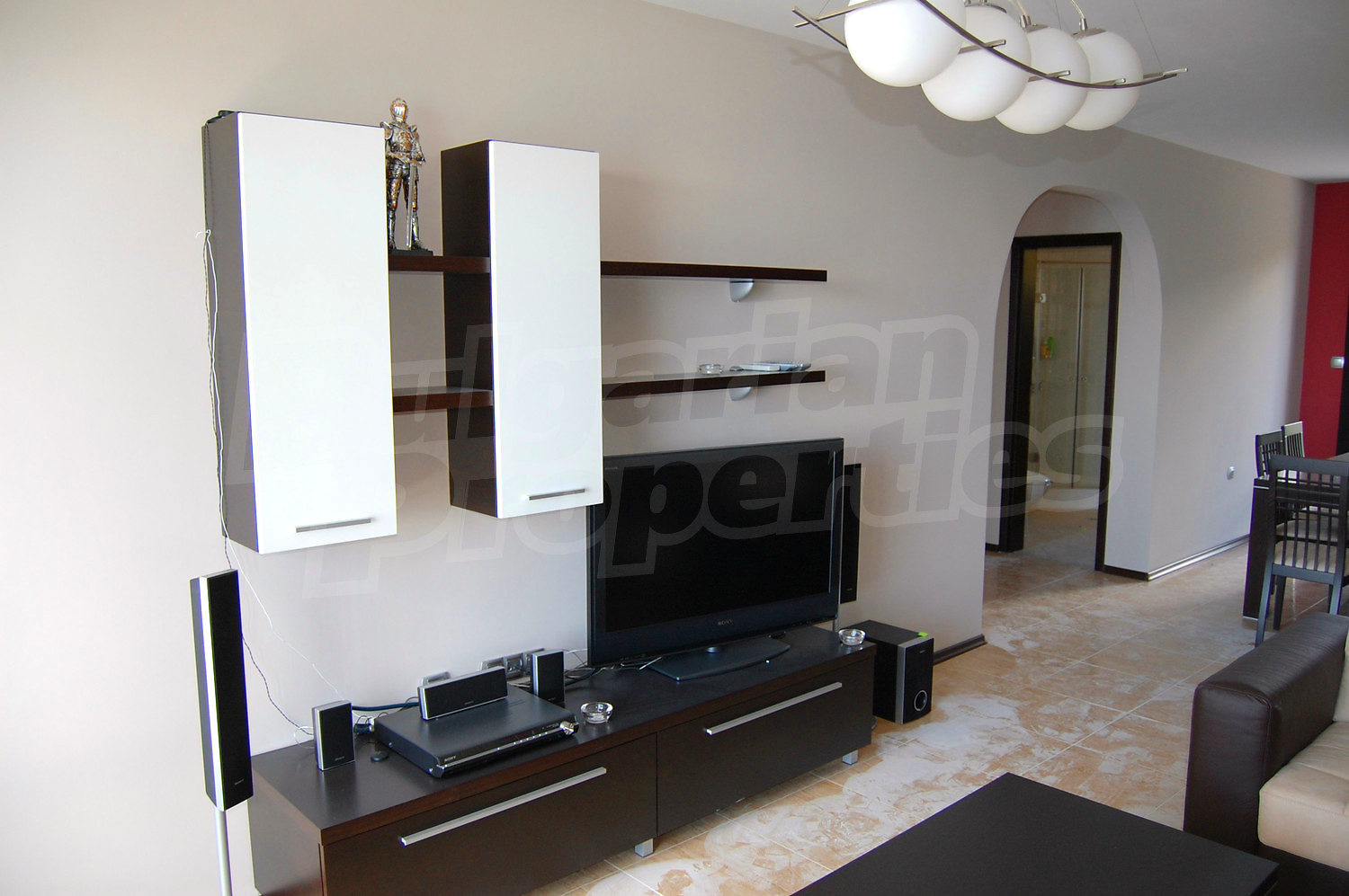 Gallery Picture 8