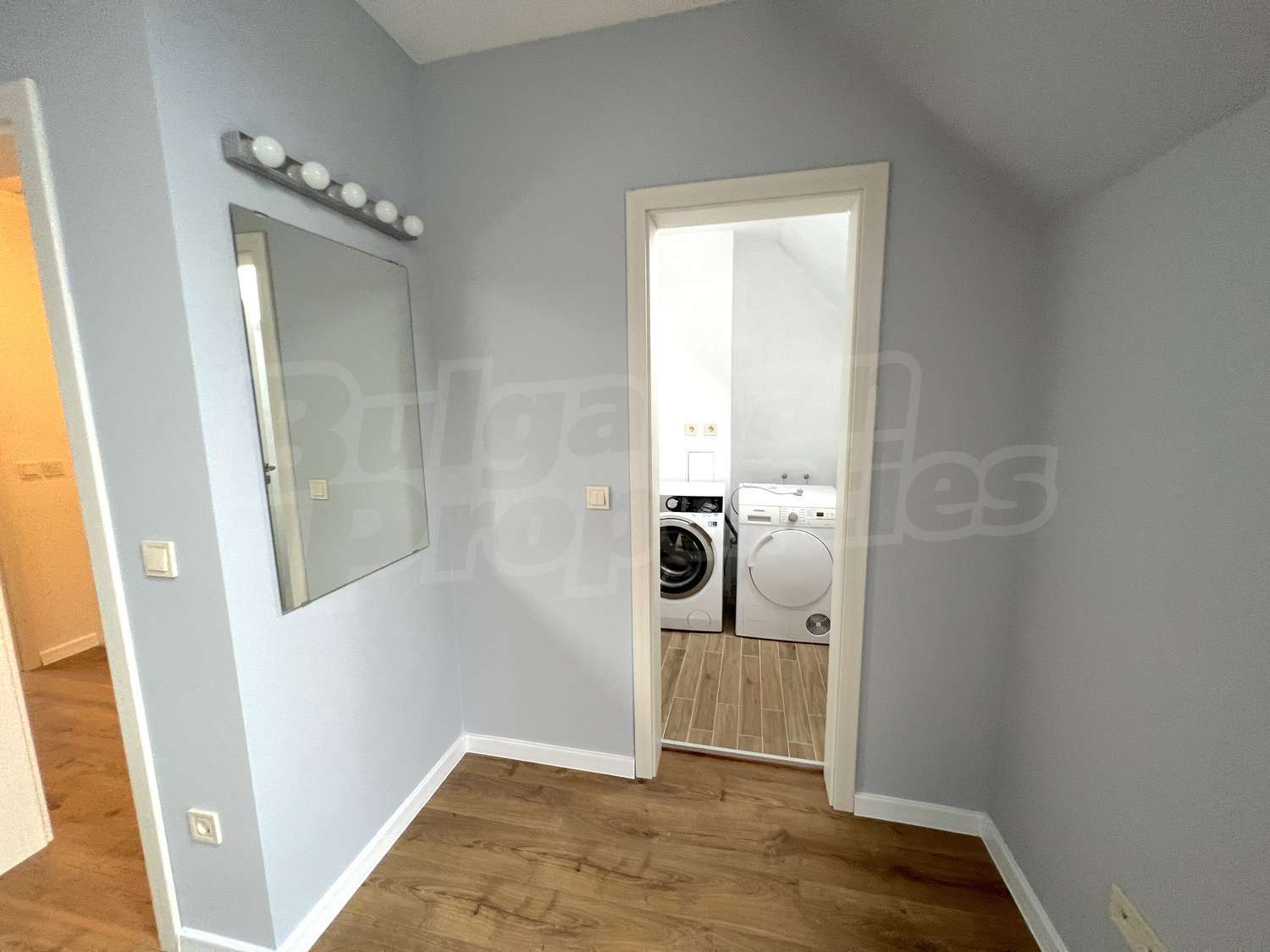 Gallery Picture 36