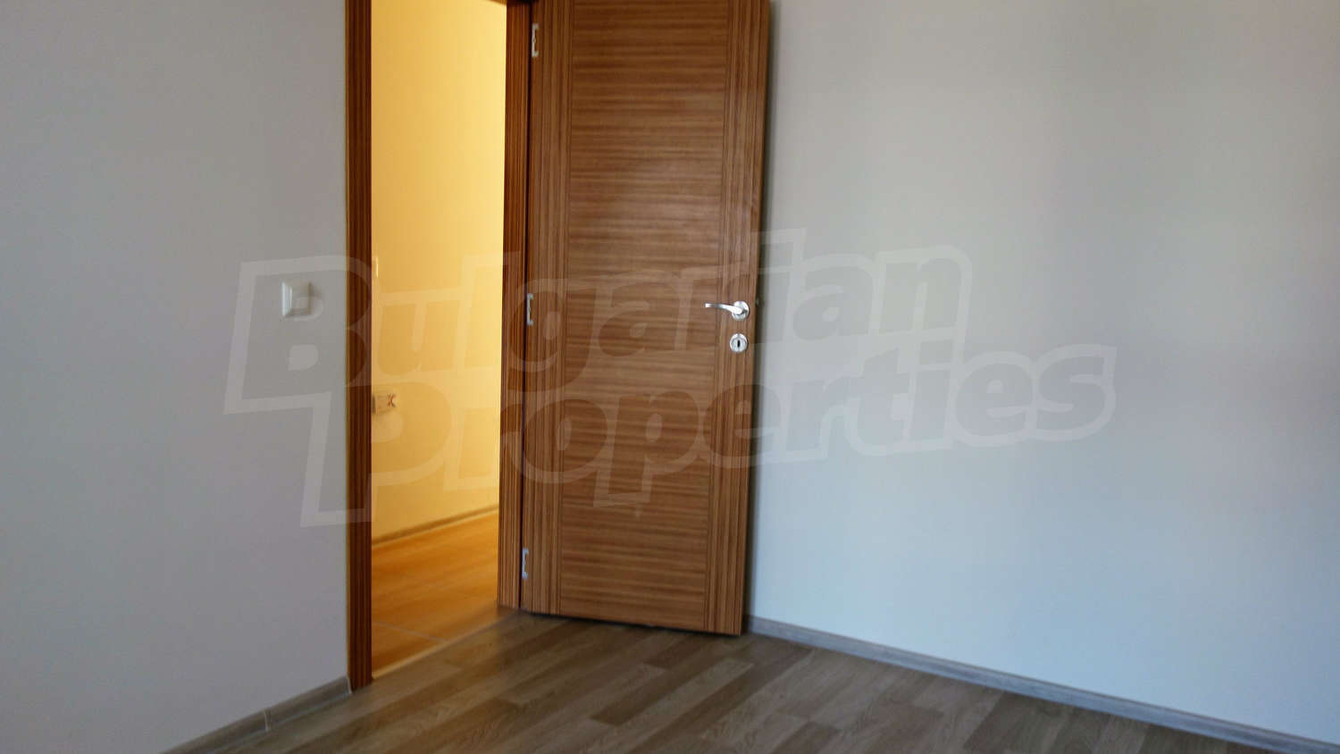 Gallery Picture 12